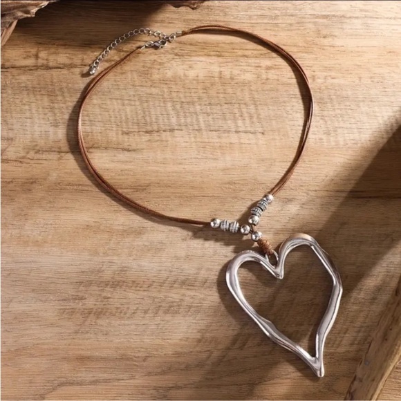 Exaggerated Silver Heart Statement Necklace Boho Oversized - Picture 8 of 11